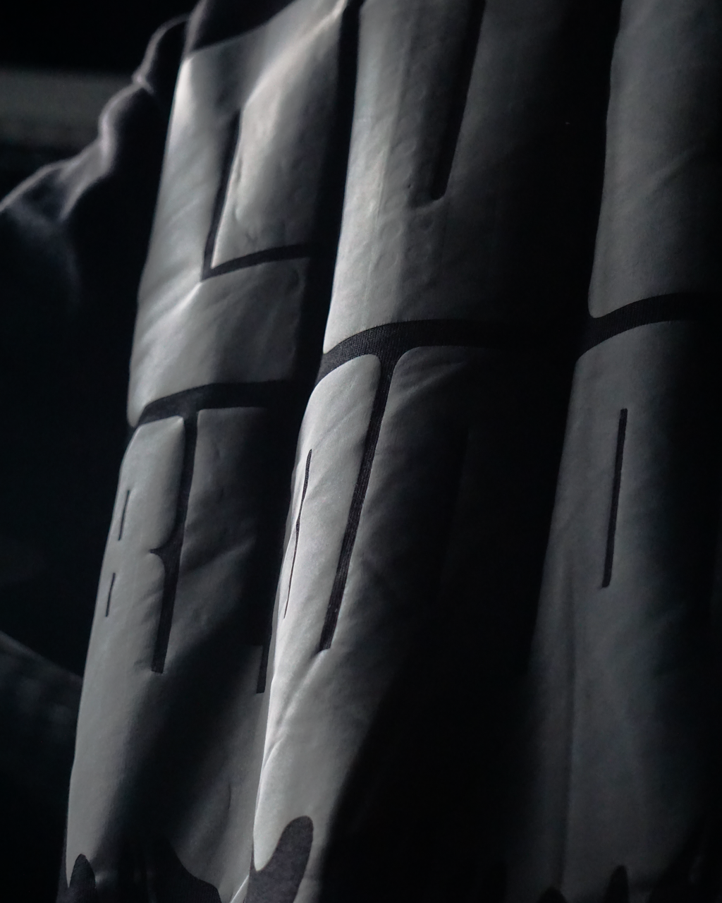 COLD BLOODED - NUMB BLACK