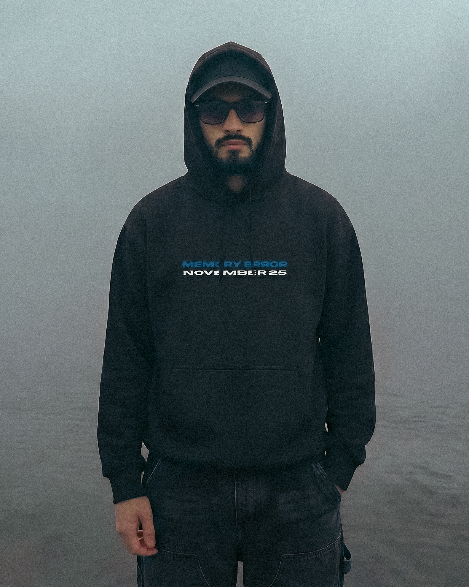 MEMORY CORRUPT HOODIE - BLACK