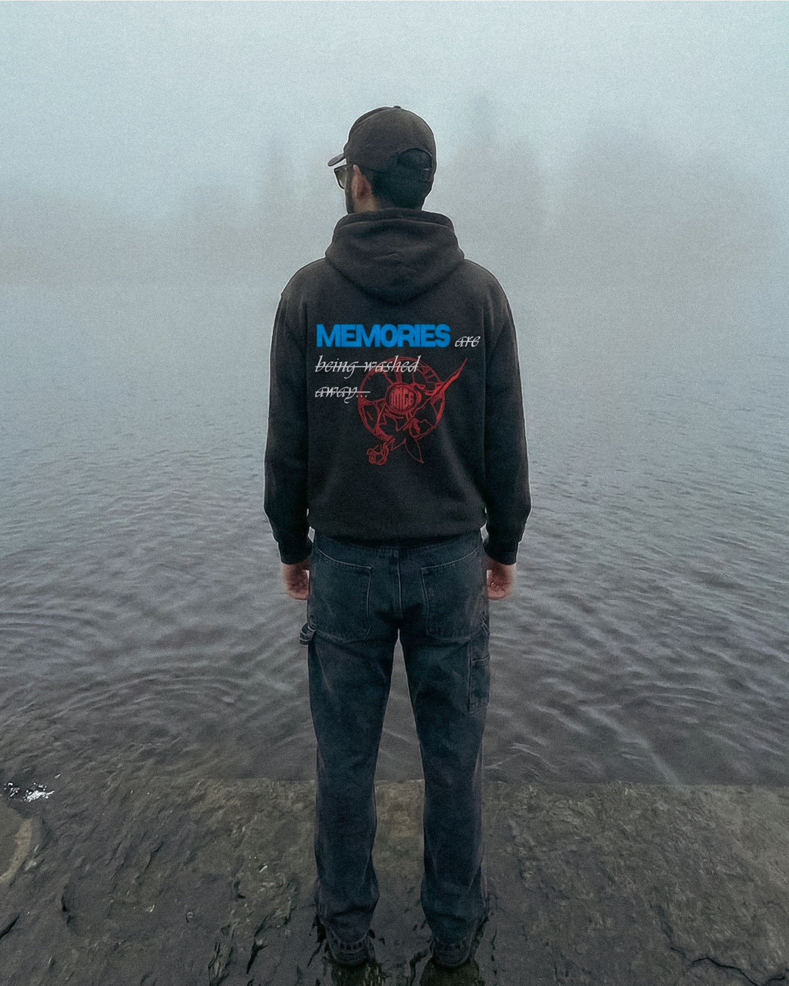 MEMORY CORRUPT HOODIE - BLACK