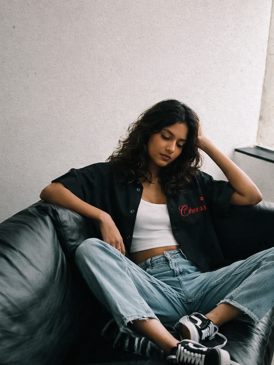 CHEERS OVERSIZED SHIRT - BLACK